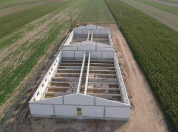 Budynek chlewni w Żychlewie